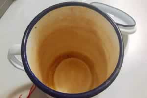 洗茶杯茶渍用什么方法