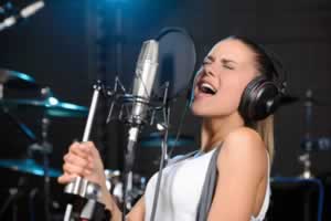 唱歌气息训练的方法和技巧