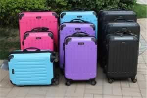 飞机托运行李箱的最大尺寸是多少