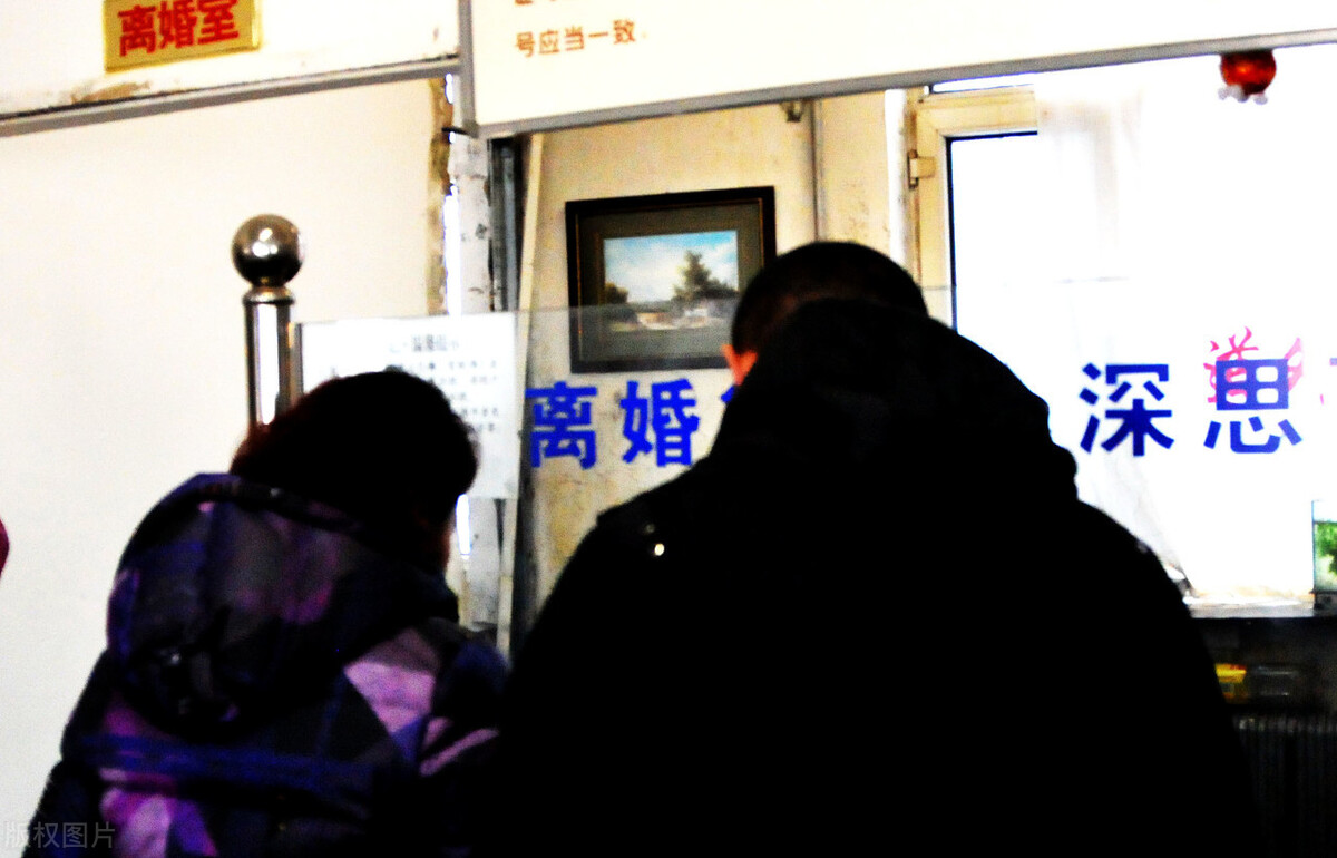 离婚需要多少钱费用(正常离婚费用收取标准) 离婚需要多少钱费用(正常离婚费用收取标准)