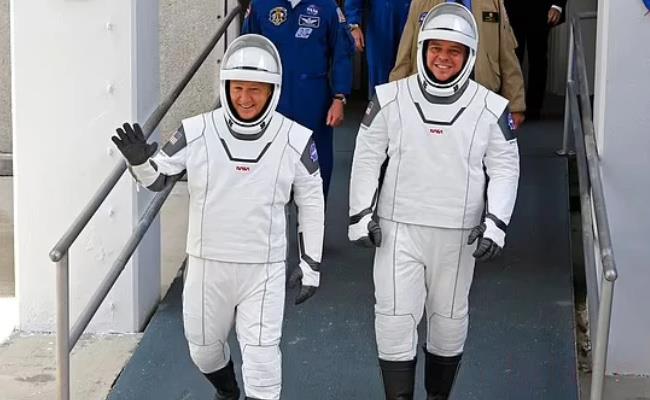 ​NASA发布新一代登月太空服（有什么特点？）