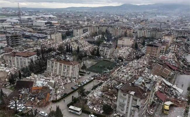 土耳其再发7.8级地震（一天2次强震 有多少人遇难？）