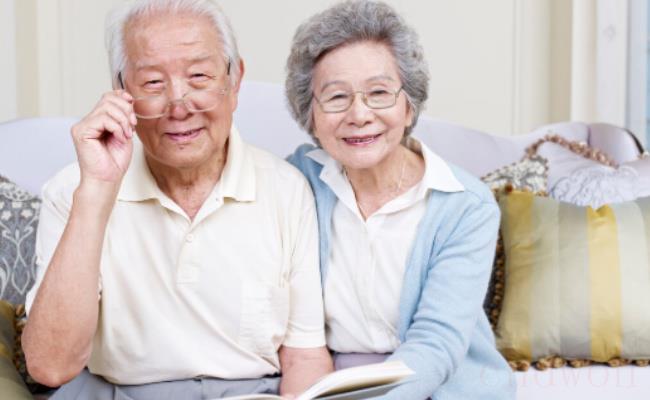 建立长期护理保险制度能否让老人真正老有所依？