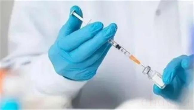 新冠疫苗、流感疫苗和肺炎疫苗是不是都应该注射？