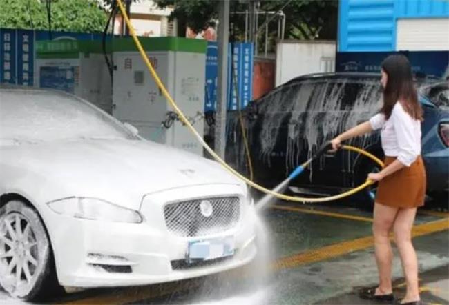 汽车半年不洗车可以吗