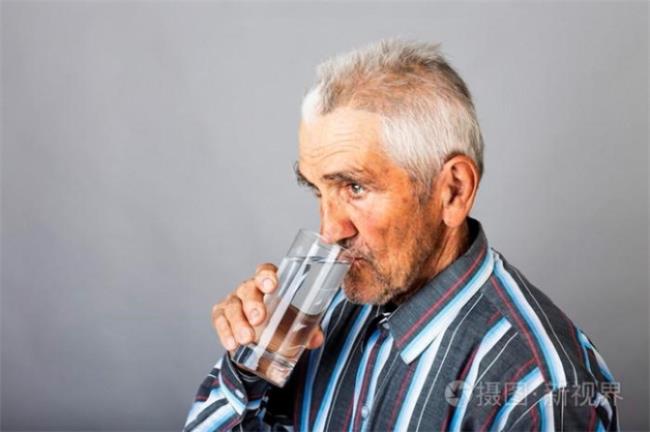 老年人为什么总是口渴