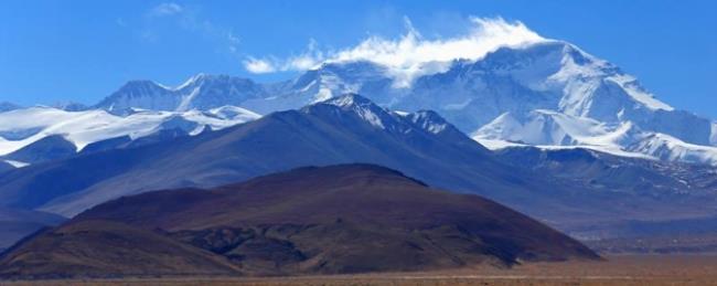 喜马拉雅山和珠穆朗玛峰有什么区别