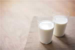 特仑苏低脂牛奶和纯牛奶有什么区别