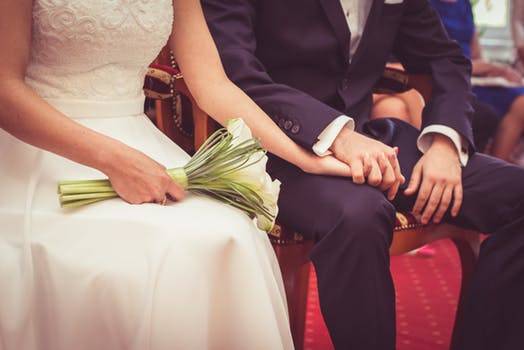 婚内财产协议公证收费多少（财产公证办理流程）