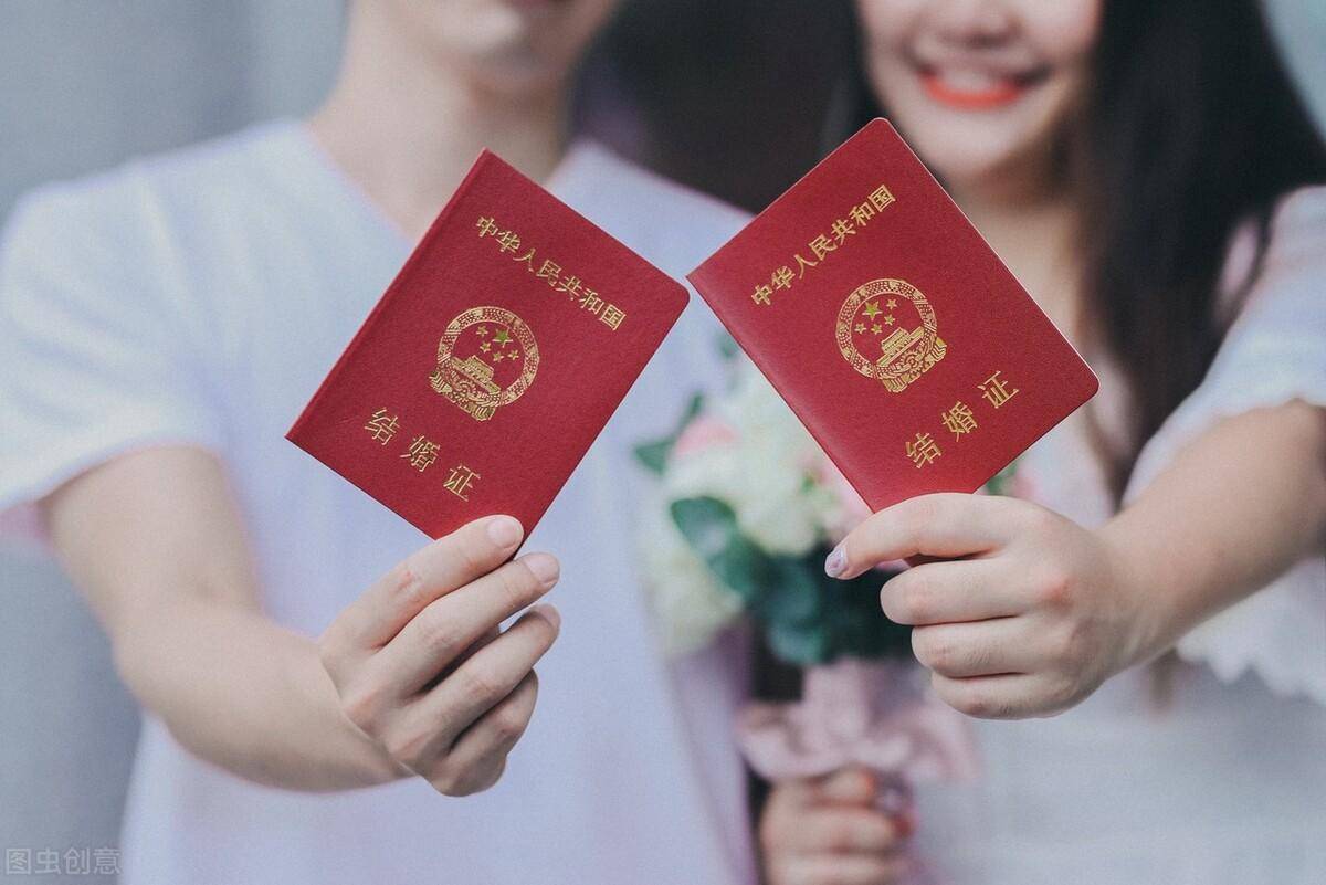 女方异地结婚登记需要什么证件（2022年结婚登记规定）