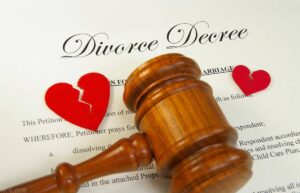 走法院程序离婚要多久时间才能离（诉讼离婚判决流程）