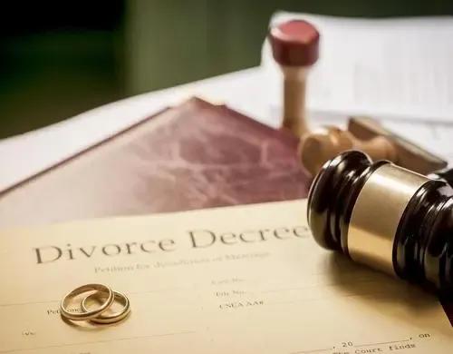 起诉离婚流程和费用是多少（自己起诉离婚的流程）