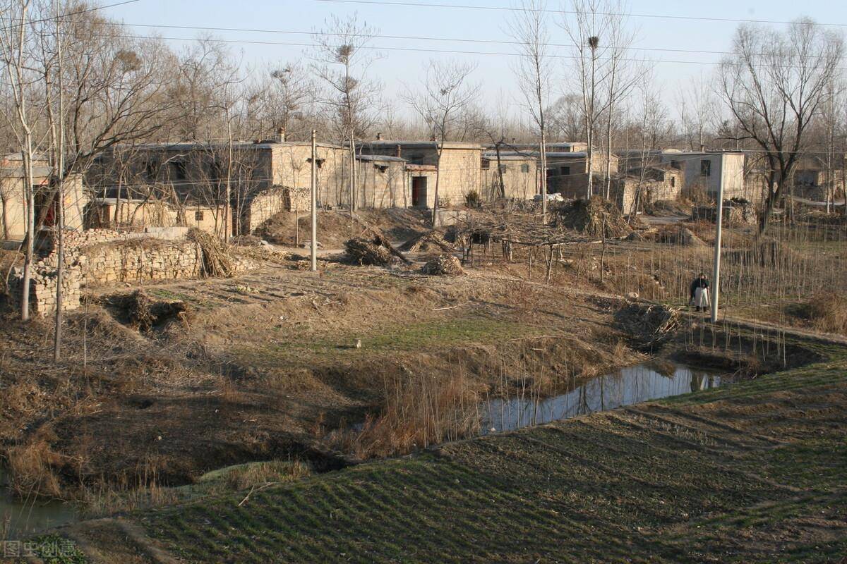 宅基地征收补偿每平米多少钱（有关宅基地补偿新标准）