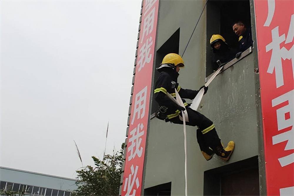 紧急避险的概念和成立条件（简述紧急避险成立的要件）