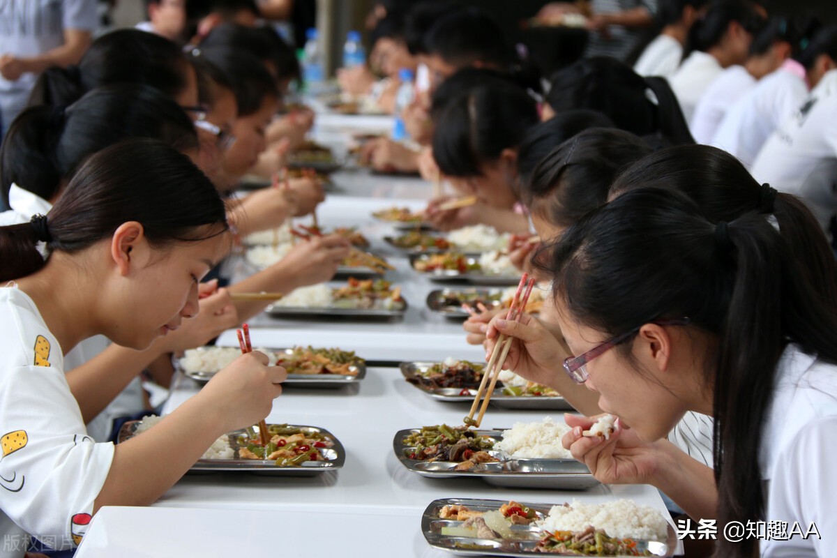 单位食堂承包合同（公司饭堂对外承包协议）