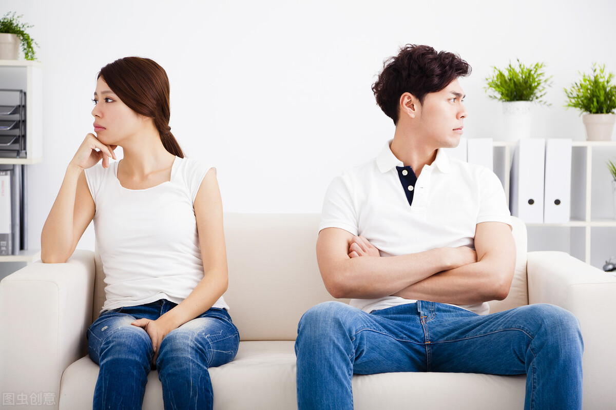 男方提出离婚财产怎么分（离婚的流程和手续办理）