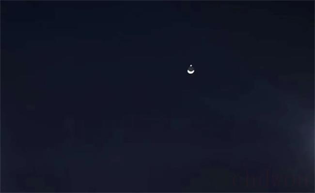 被月亮星星浪漫到了：月掩金星”天象亮相天宇