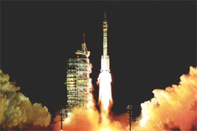在1971年3月3日（ 中国发射了什么卫星）