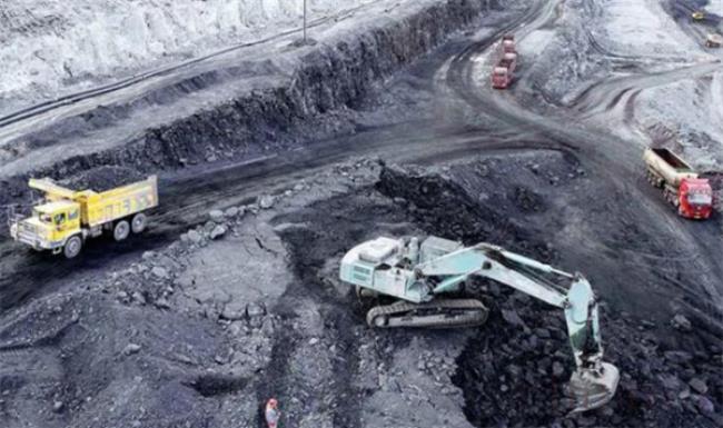 ​煤矿坍塌已致6死6伤（救援通道是否已全部打通）