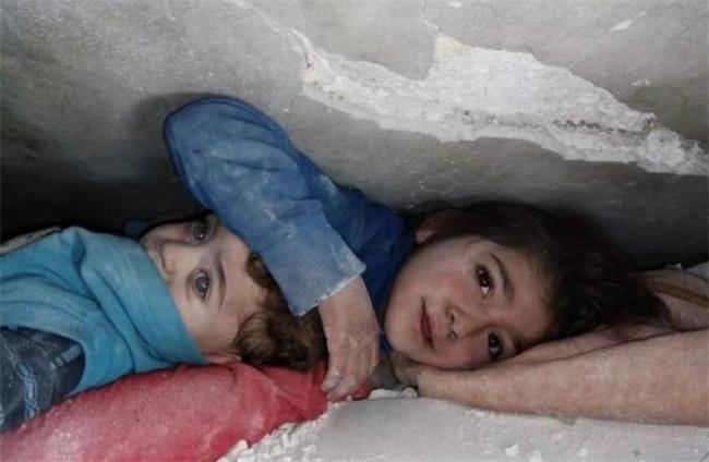 强震已致叙利亚超3300人遇难（ 目前伤亡如何？）
