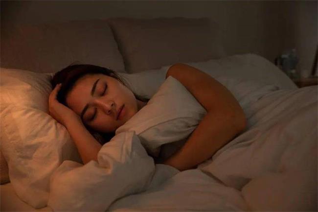成年人最佳睡眠时间是几个小时
