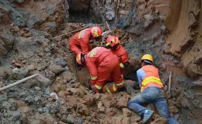 江西新干县一萤石矿采场发生冒顶事故致4名工人被困（救援情况怎么样？）