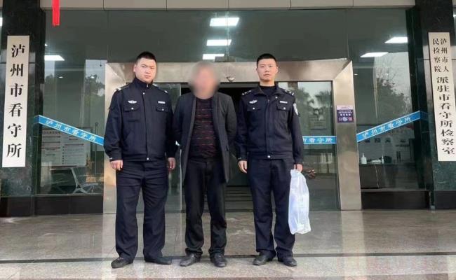 警方通报女子上门要工钱为什么反被打（？）