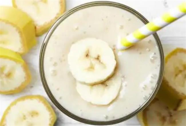 香蕉酸奶是饭前吃或是饭后服用