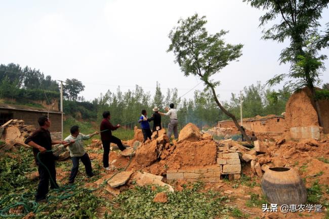 宅基地征收补助标准是什么（农村宅基地征收补偿标准）