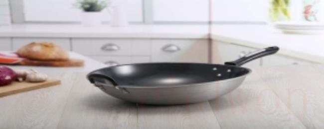 精铁锅是什么材质的